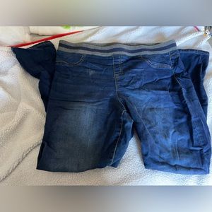 Bundle of No boundaries jeggings